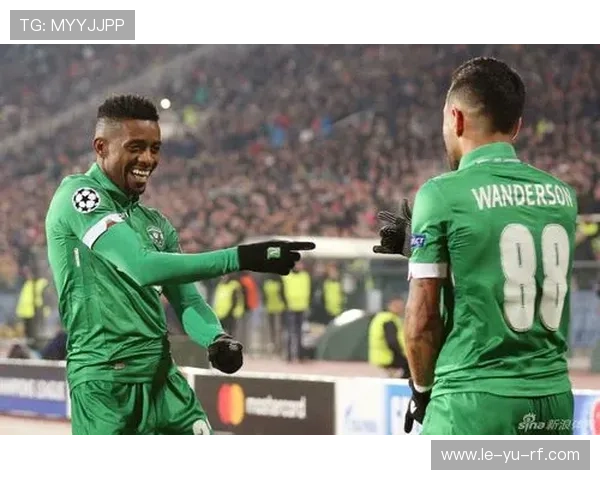 阿森纳主场狂胜卢多戈雷茨，回顾欧冠小组赛6-0大捷经典战