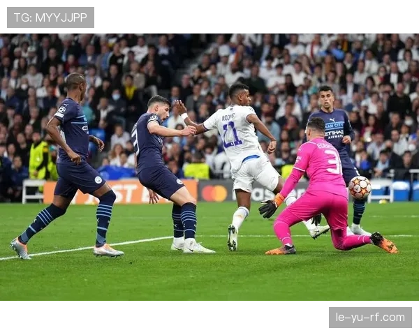 Vini状态火热引爆皇马十号位争夺战