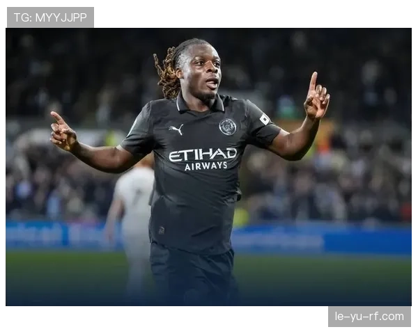 欧洲杯预选赛冷门频出：不被看好的球队强势逆袭，展现惊人竞争力震惊球迷