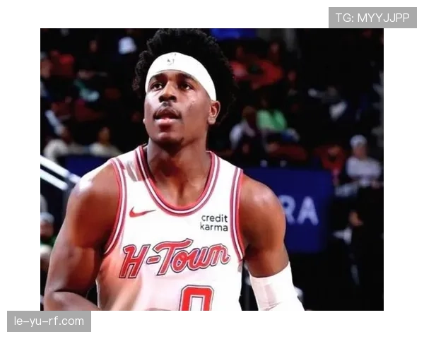 戴维斯联赛表现抢眼，球队竞争力持续攀升